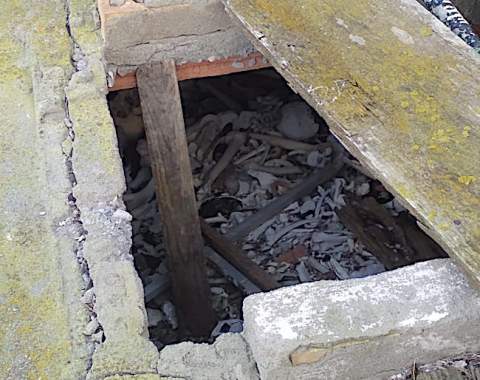 Este es el aspecto de una de las fosas / Foto Cedida