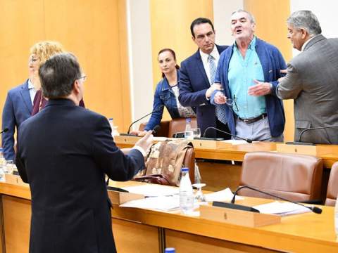Tensión en el Pleno. Fotos: A.S.