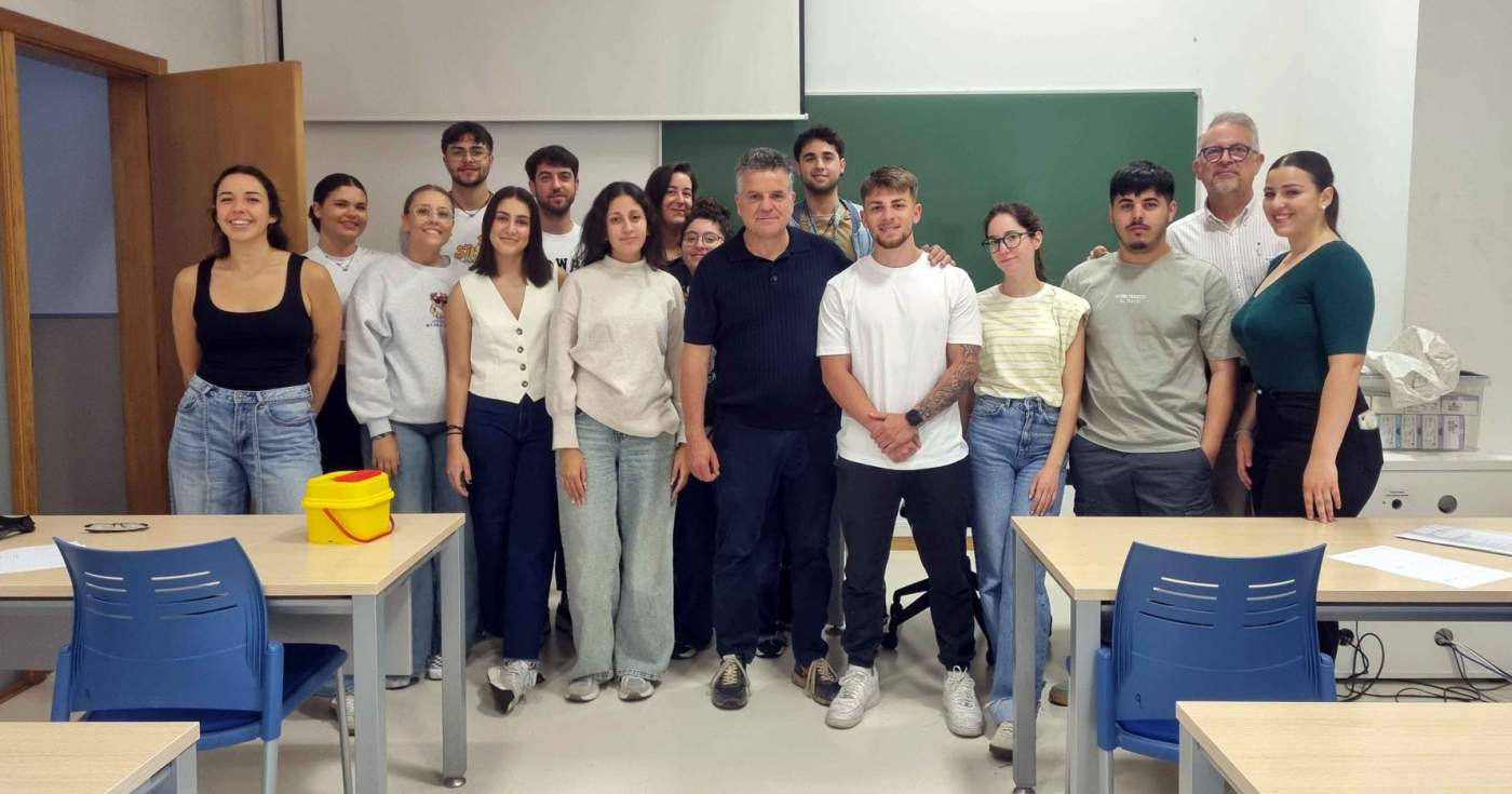 Jesús Sánchez Garrido, enfermero de Ceuta, exporta a la península una técnica de sutura innovadora