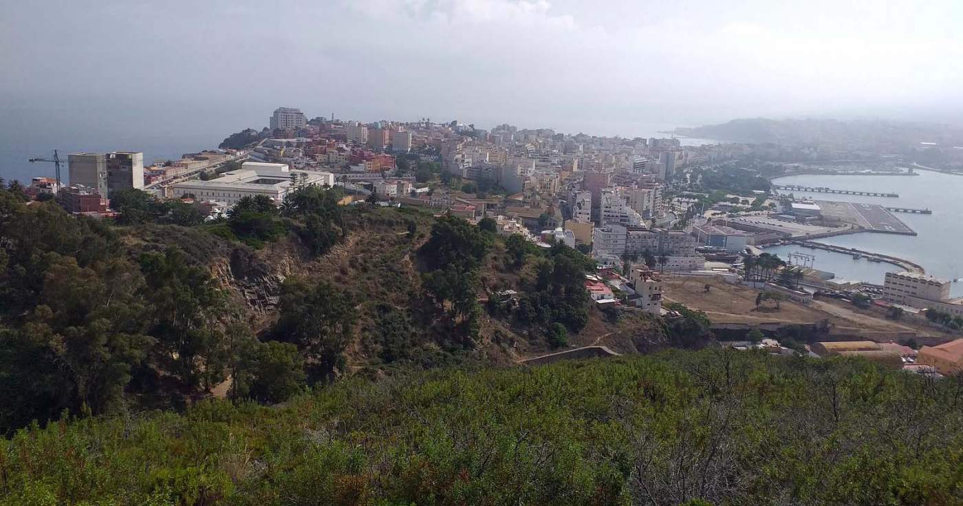 Detenido un matrimonio por construcción ilegal en terrenos de propiedad pública en el Monte Hacho