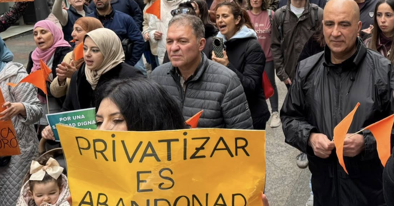 El SMC denuncia que la sanidad pública está “en venta” por la falta de médicos y la externalización de servicios