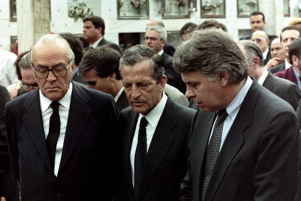 Presidentes en el cementerio de Ermua tras el asesinato de Miguel Ángel Blanco. Foto: Fidel Raso