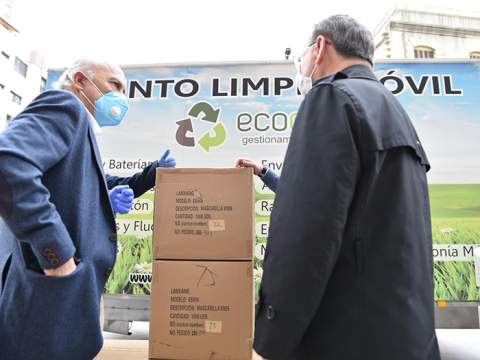 Reparto de Ecoceuta. Foto: A.S.