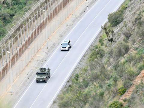 Militares en el perímetro fronterizo. Foto: A.S.