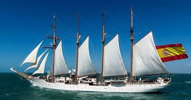 La Armada lanza un concurso de fotografías sobre el buque-escuela de Elcano para celebrar su centenario