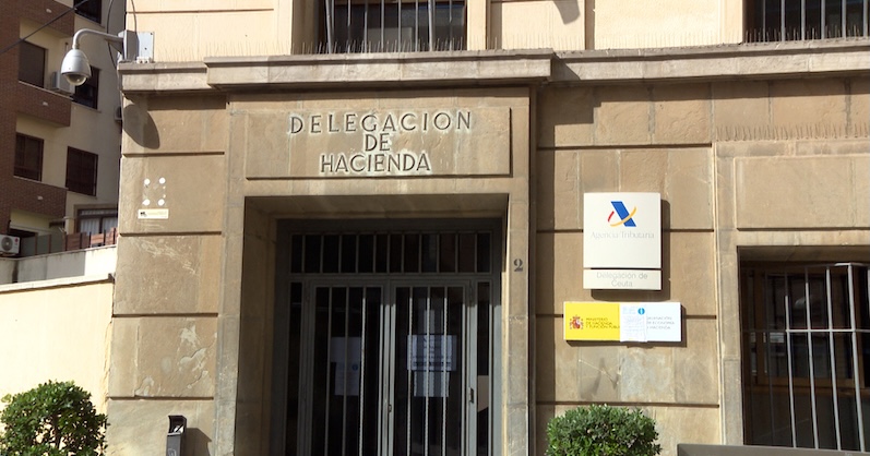 La patronal ceutí denuncia ante la CNMC sobrecostes millonarios provocados por las trabas aduaneras