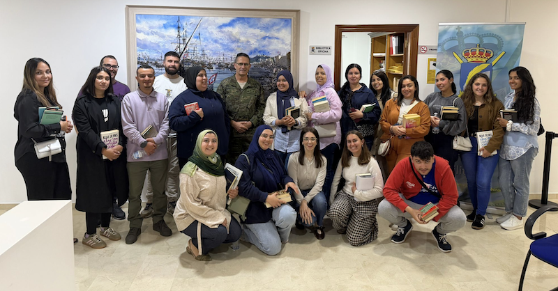 La Biblioteca Histórico Militar de Ceuta abre sus puertas por el Día Internacional del Libro