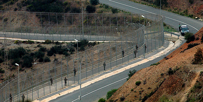 Militares en la frontrea. Foto: Fidel Raso