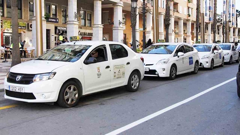 Foto genérica de taxis en Ceuta