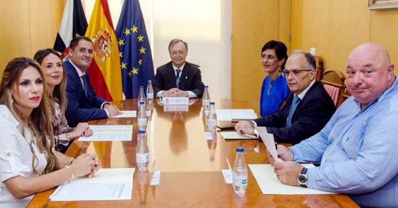 El Consejo de Gobierno aprueba ayudas para rehabilitar viviendas, impulsar el comercio y convenios en educación, seguridad y deporte
