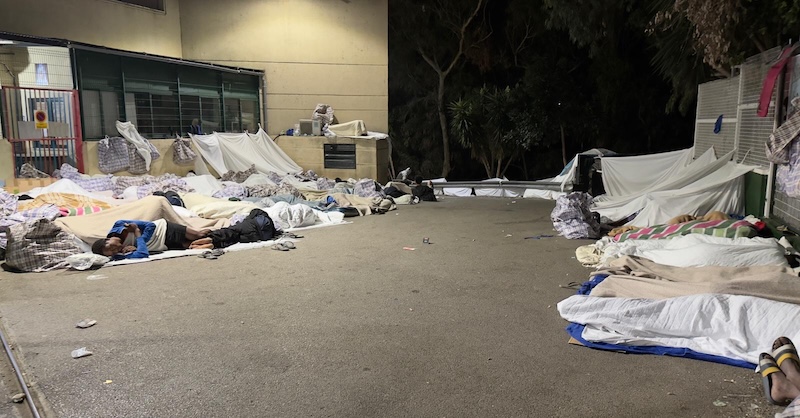 Inmigrantes acampados a las afueras del CETI / Ceuta Ahora