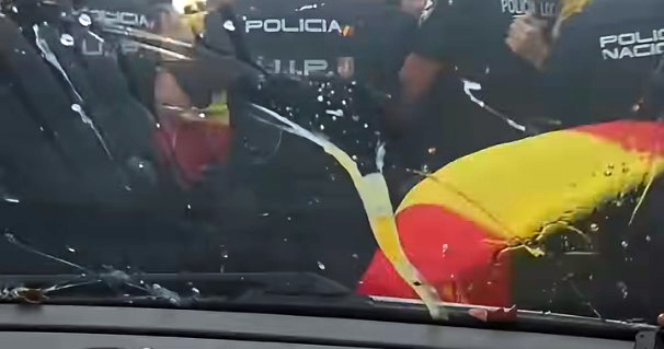 Julia Ferreras, sobre el ataque a su coche: “Pensé que no saldríamos de allí; venían a lincharnos