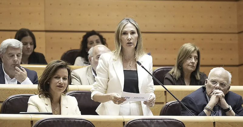 Cristina Díaz acusa a Puente de imponer el campamento de inmigrantes en el puerto de Ceuta: «Mi ciudad no puede más»