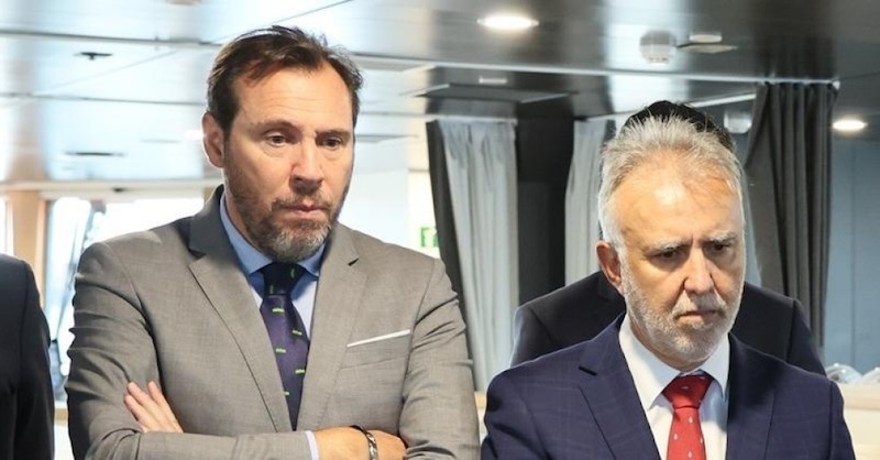 Óscar Puente impone el campamento en el puerto y lleva la crisis migratoria al corazón de Ceuta